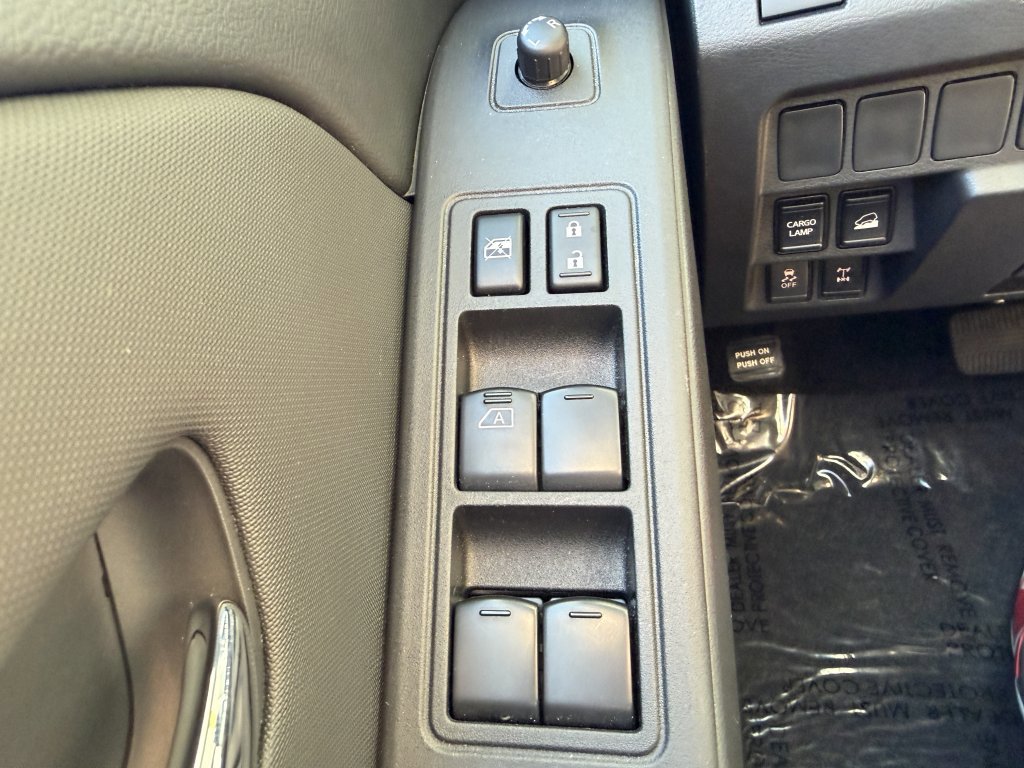 Used 2024 Nissan Frontier PRO-4X w/ Off-Road Protection Package image 26