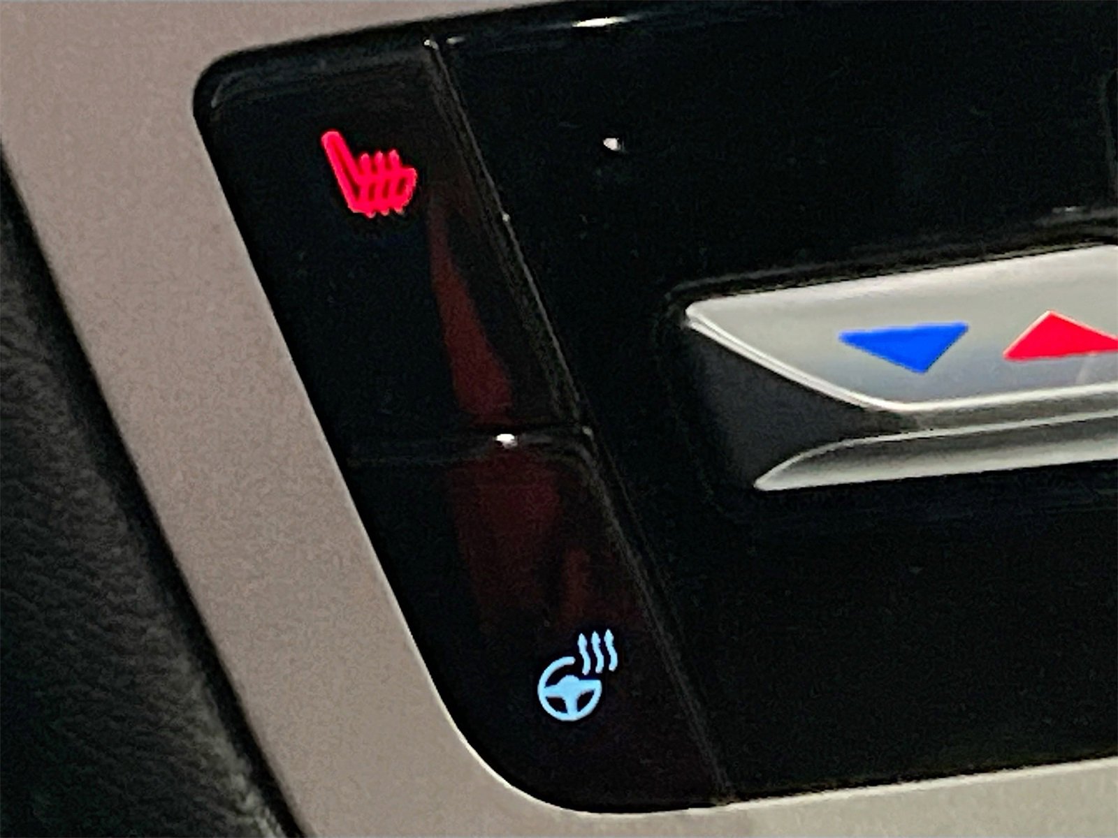 Used 2023 Ford Explorer Timberline w/ Timberline Technology Package image 21