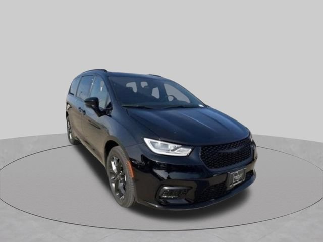 New 2026 Chrysler Pacifica Select w/ S Appearance Package AWD/4WD image 5