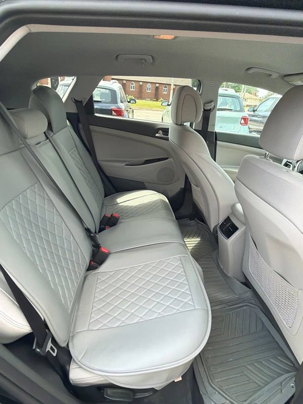 Used 2018 Hyundai Tucson Sport w/ Cargo Package AWD/4WD image 12