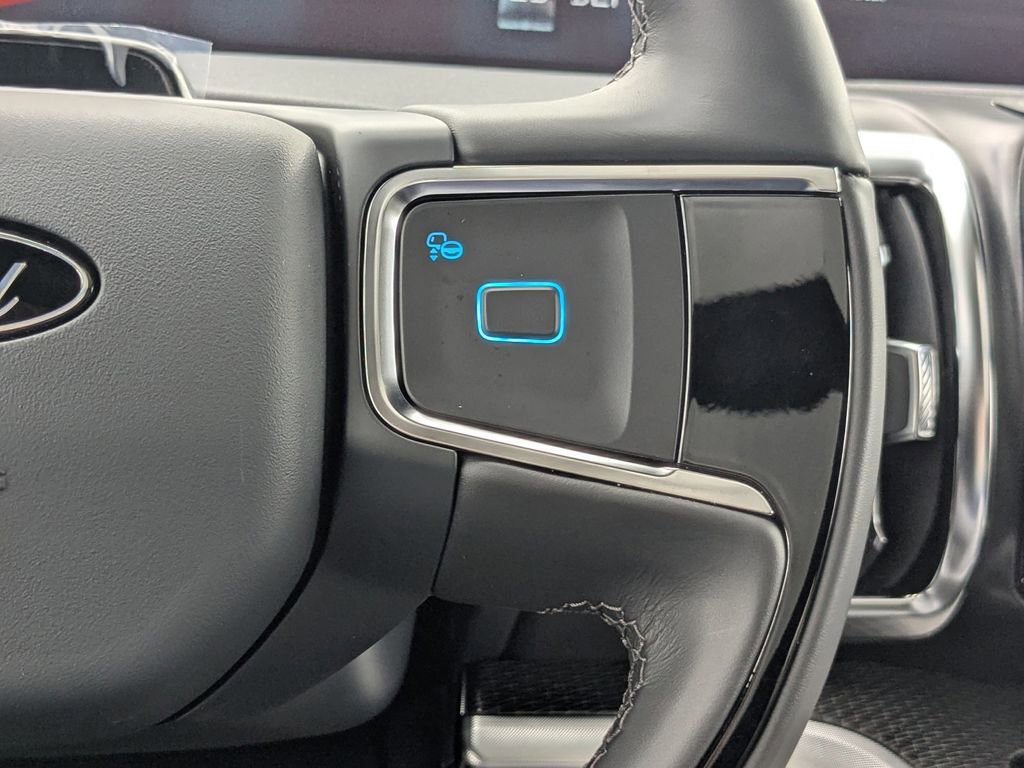 New 2025 Ford Expedition Max Platinum w/ Stealth Performance Package image 30