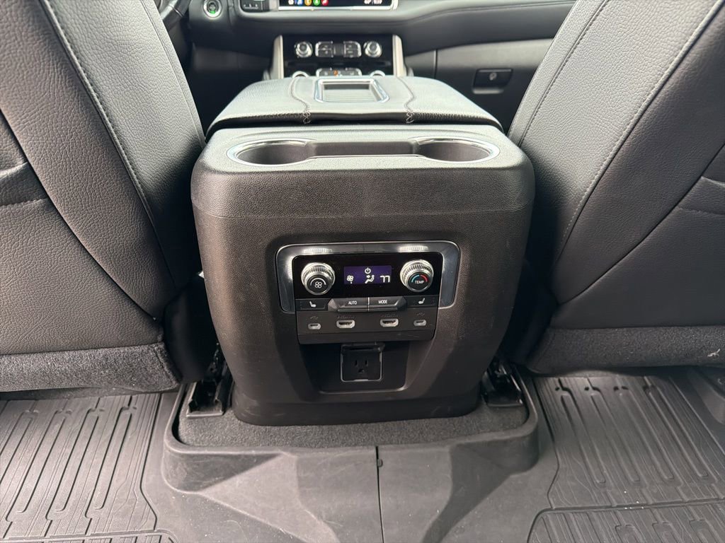 Used 2021 GMC Yukon Denali w/ Denali Ultimate Package image 20