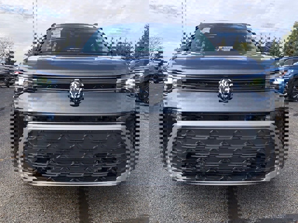 New 2025 Volkswagen Taos S image 2