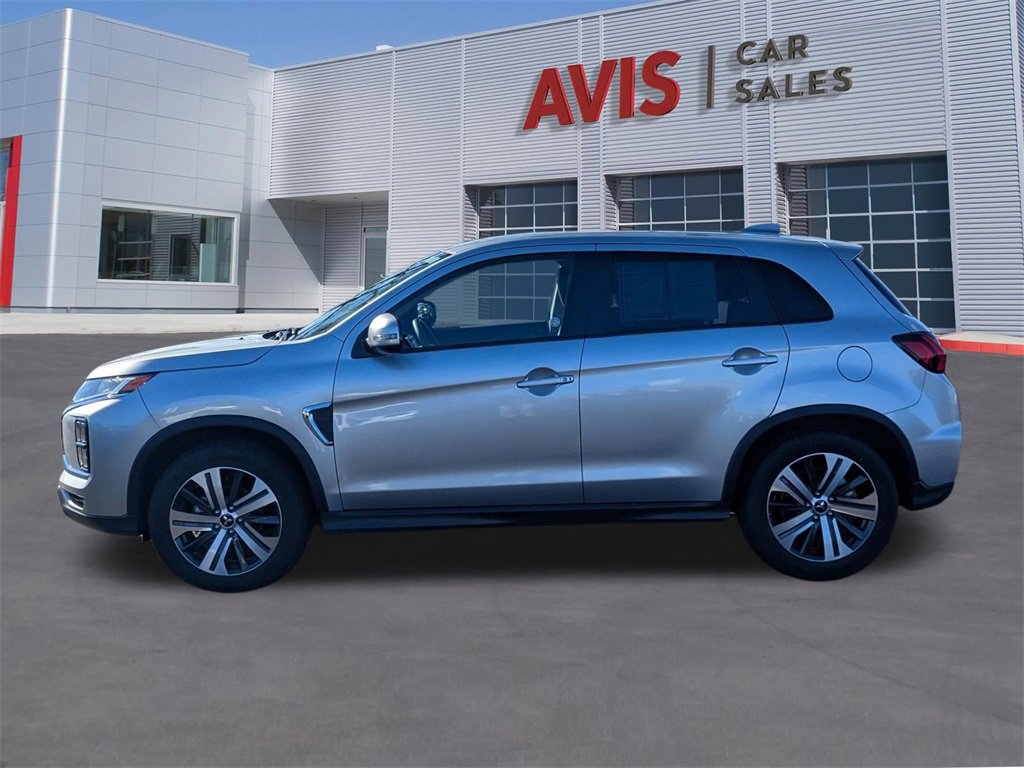 Used 2025 Mitsubishi Outlander Sport SE image 2
