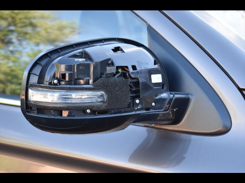 Used 2017 Mitsubishi Outlander SEL image 53