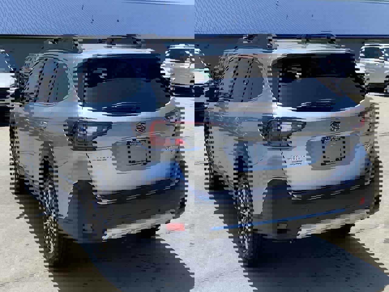 Used 2025 Subaru Outback Limited XT image 4