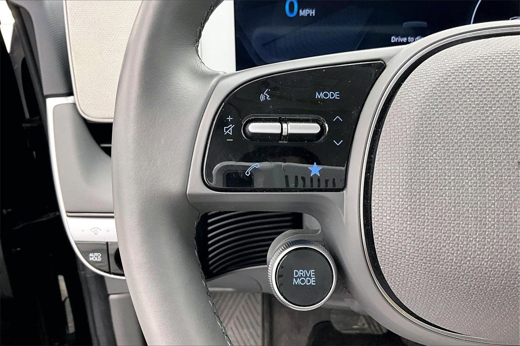 Used 2024 Hyundai Ioniq 5 Limited image 18