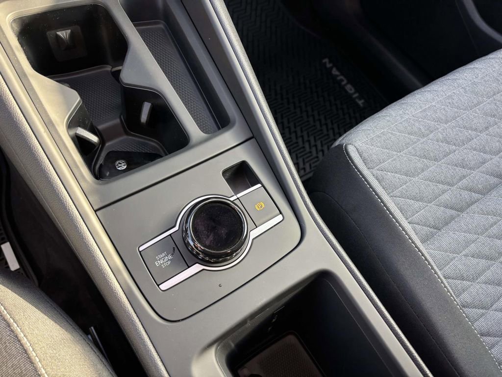 New 2026 Volkswagen Tiguan S image 23