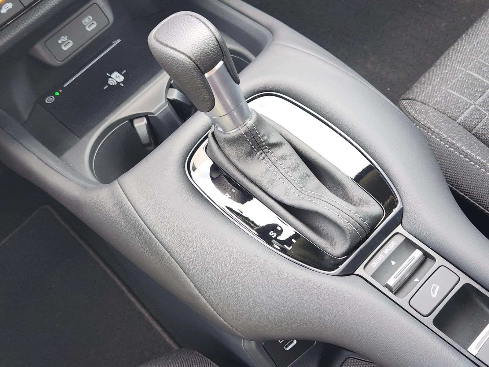New 2027 Honda HR-V LX image 19
