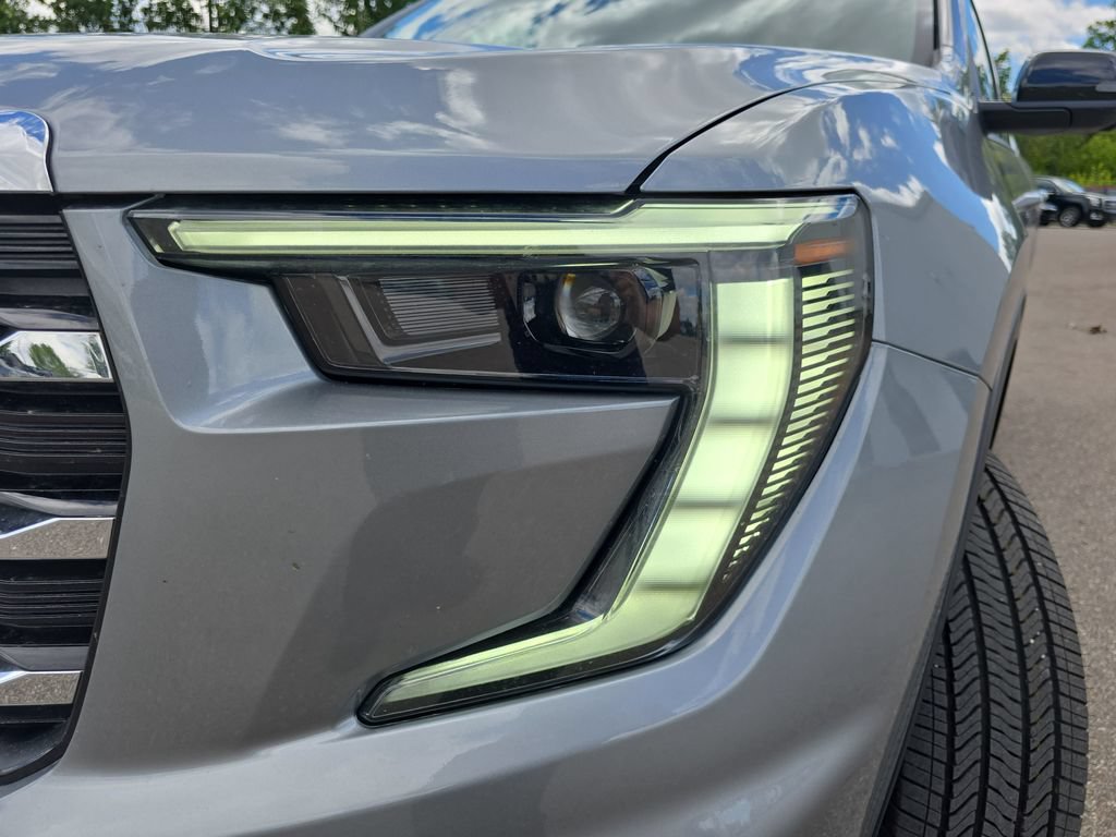New 2026 GMC Acadia Elevation w/ LPO, Floor Liner Package FWD image 36