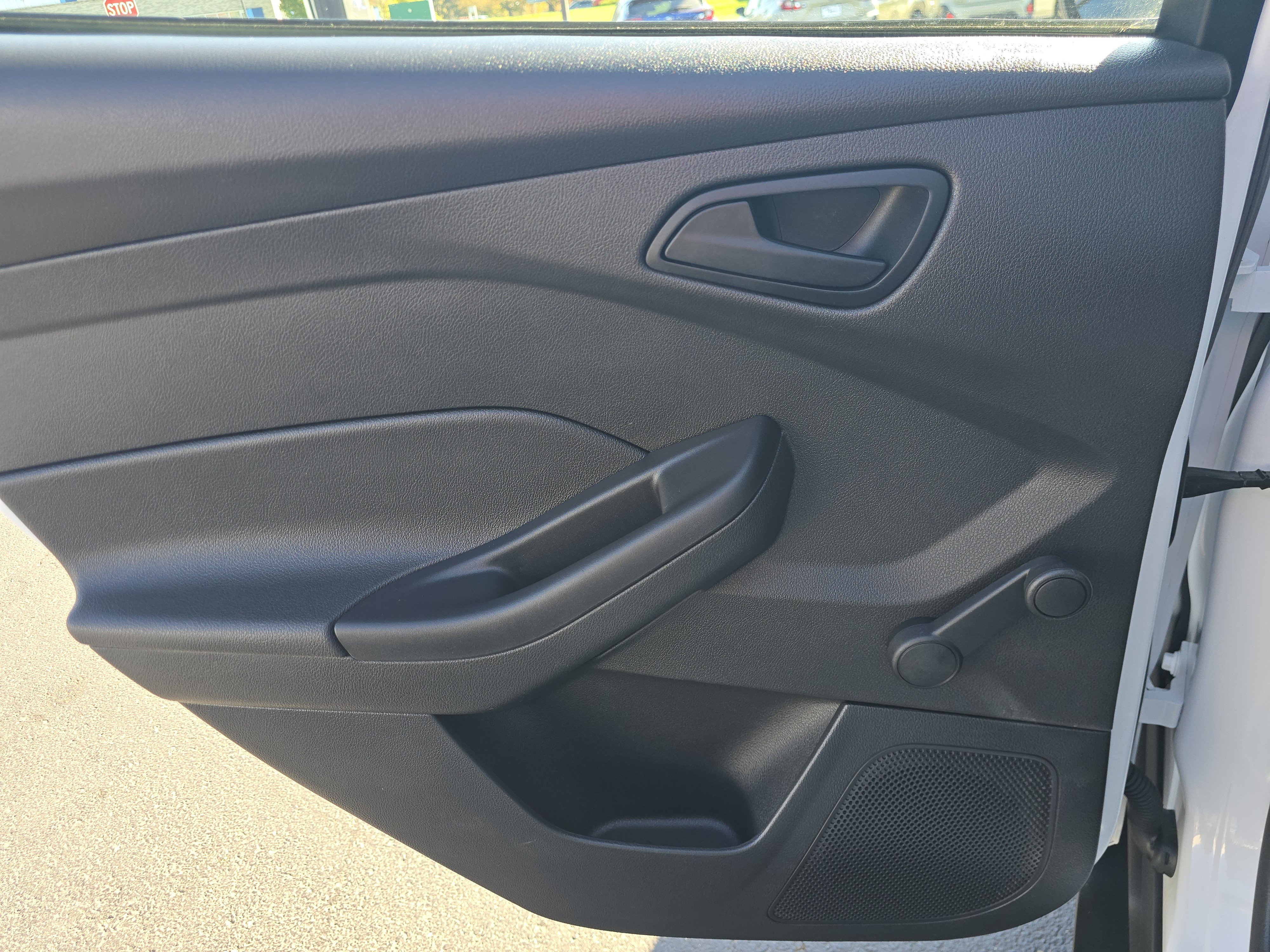 Used 2018 Ford Focus S FWD image 17