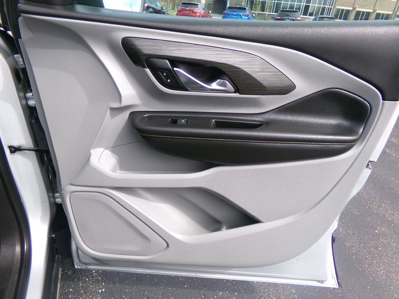 Used 2018 GMC Terrain SLT AWD/4WD image 36