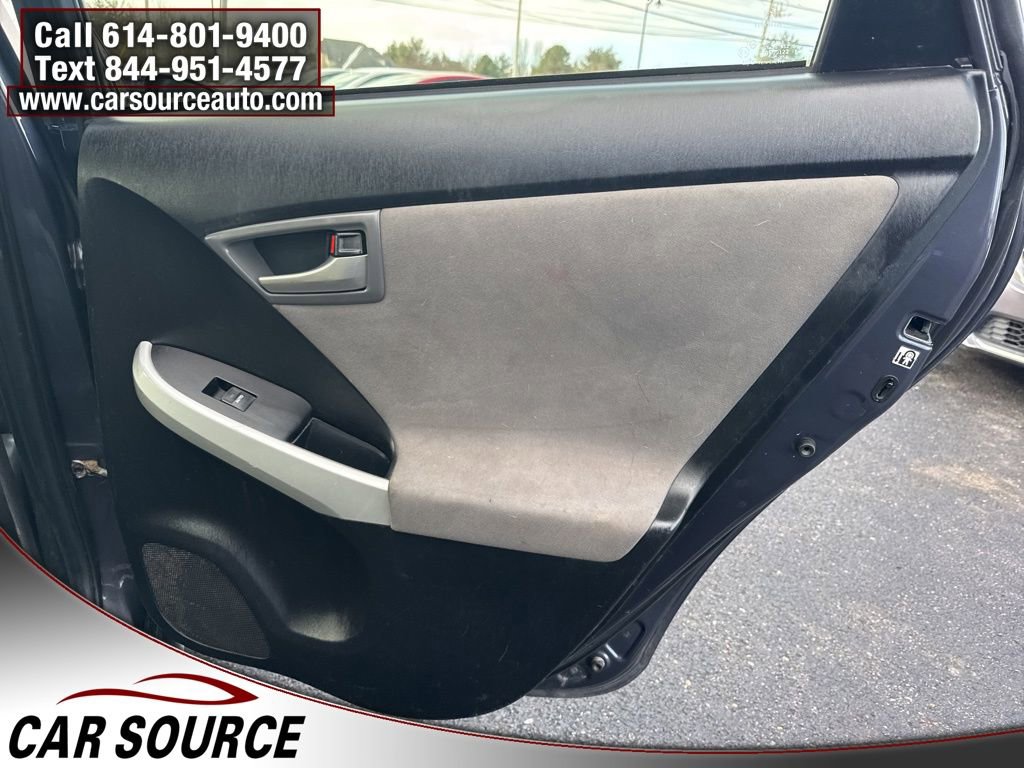 Used 2015 Toyota Prius Prime Plug-In Hybrid image 29