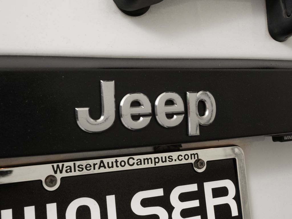 Used 2012 Jeep Liberty Sport RWD image 17