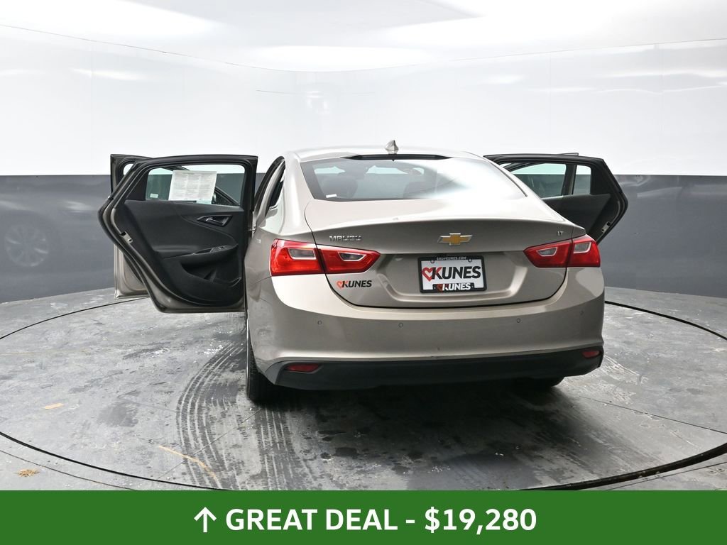 Used 2025 Chevrolet Malibu LT image 59