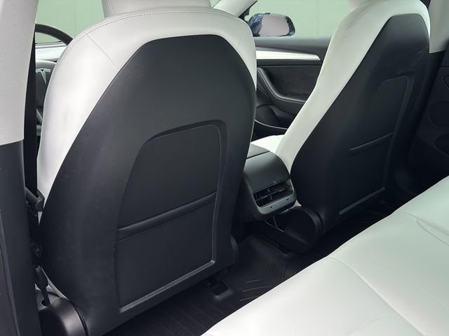 Used 2023 Tesla Model 3 Standard Range image 21