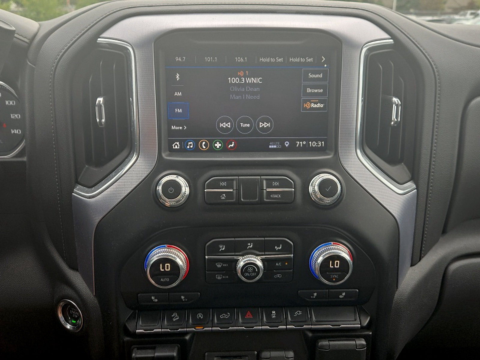 Used 2019 GMC Sierra 1500 SLE w/ SLE Value Package AWD/4WD image 16