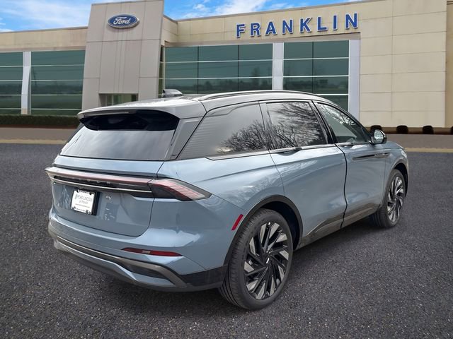 New 2026 Lincoln Nautilus Reserve w/ Jet Appearance Package image 7