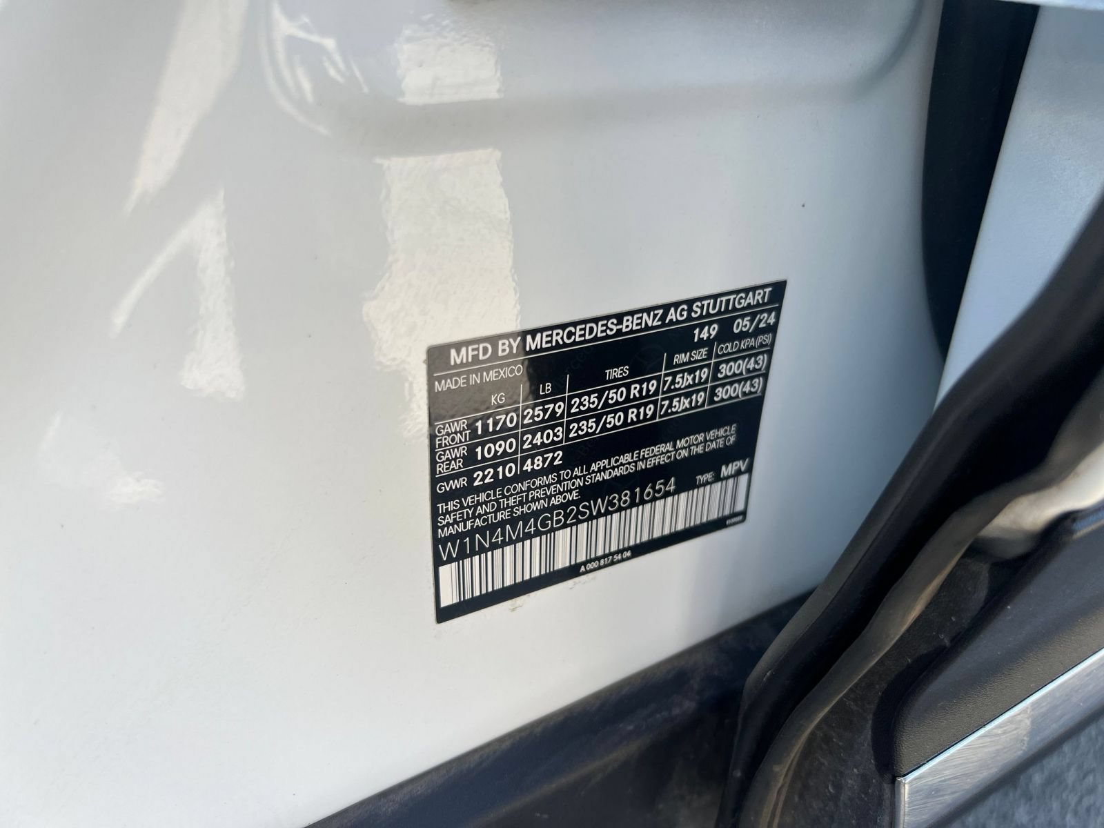 Used 2025 Mercedes-Benz GLB 250 image 29