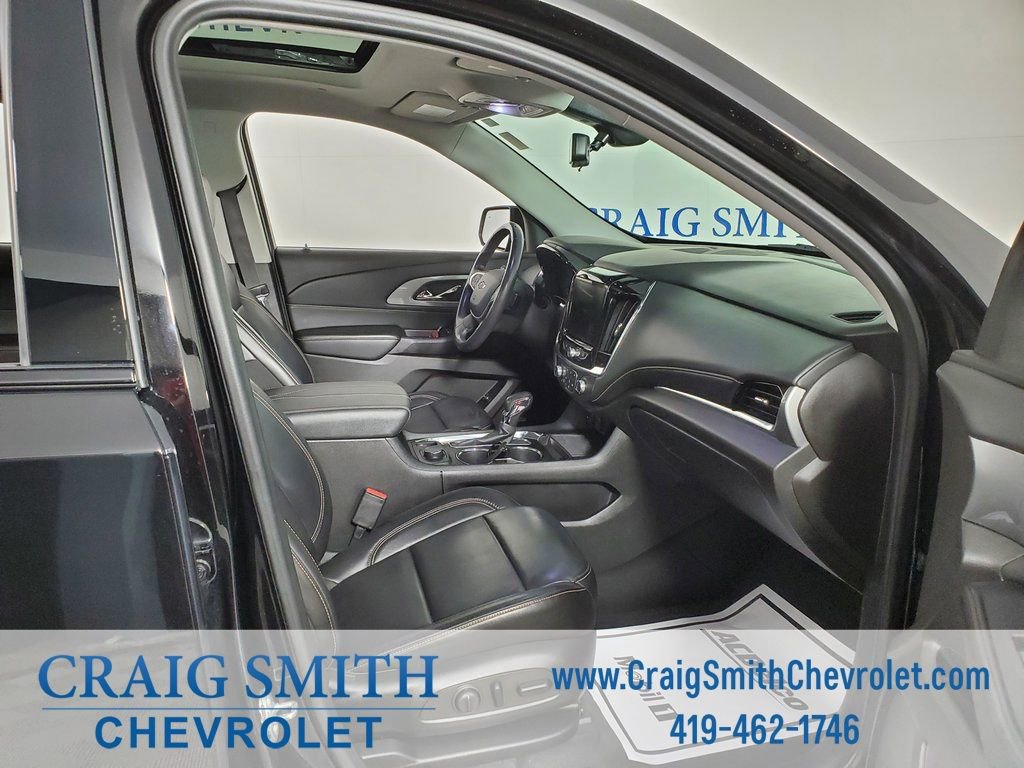Used 2021 Chevrolet Traverse RS image 48