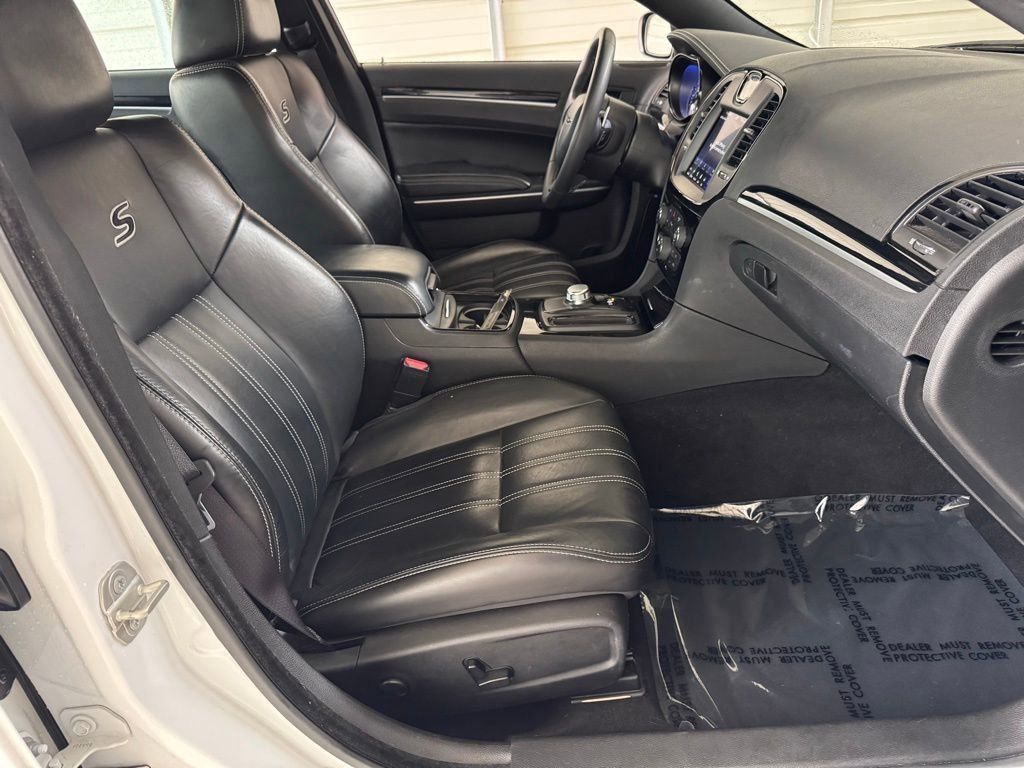 Used 2023 Chrysler 300 S RWD image 18