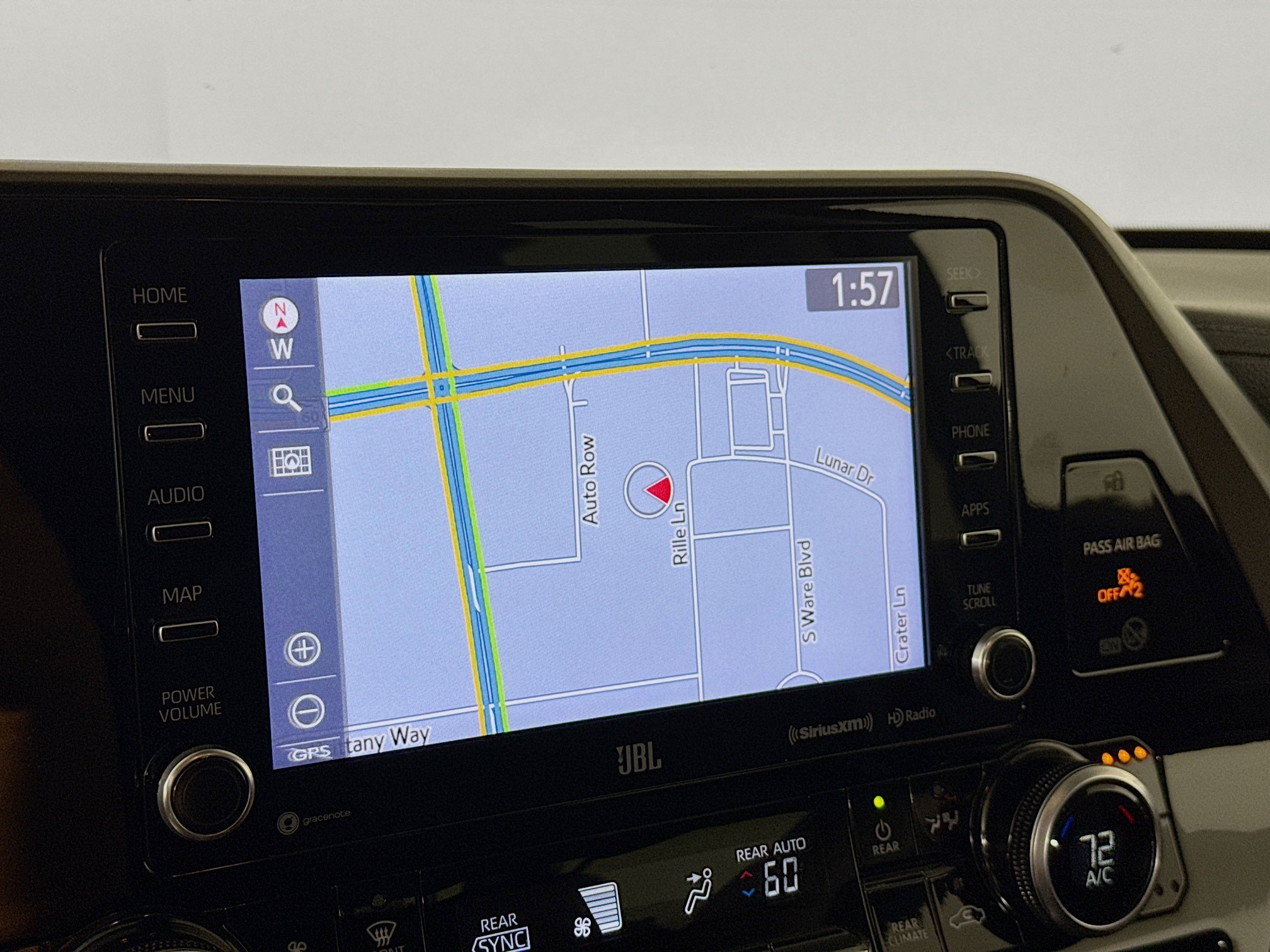Used 2021 Toyota Highlander Limited FWD image 14