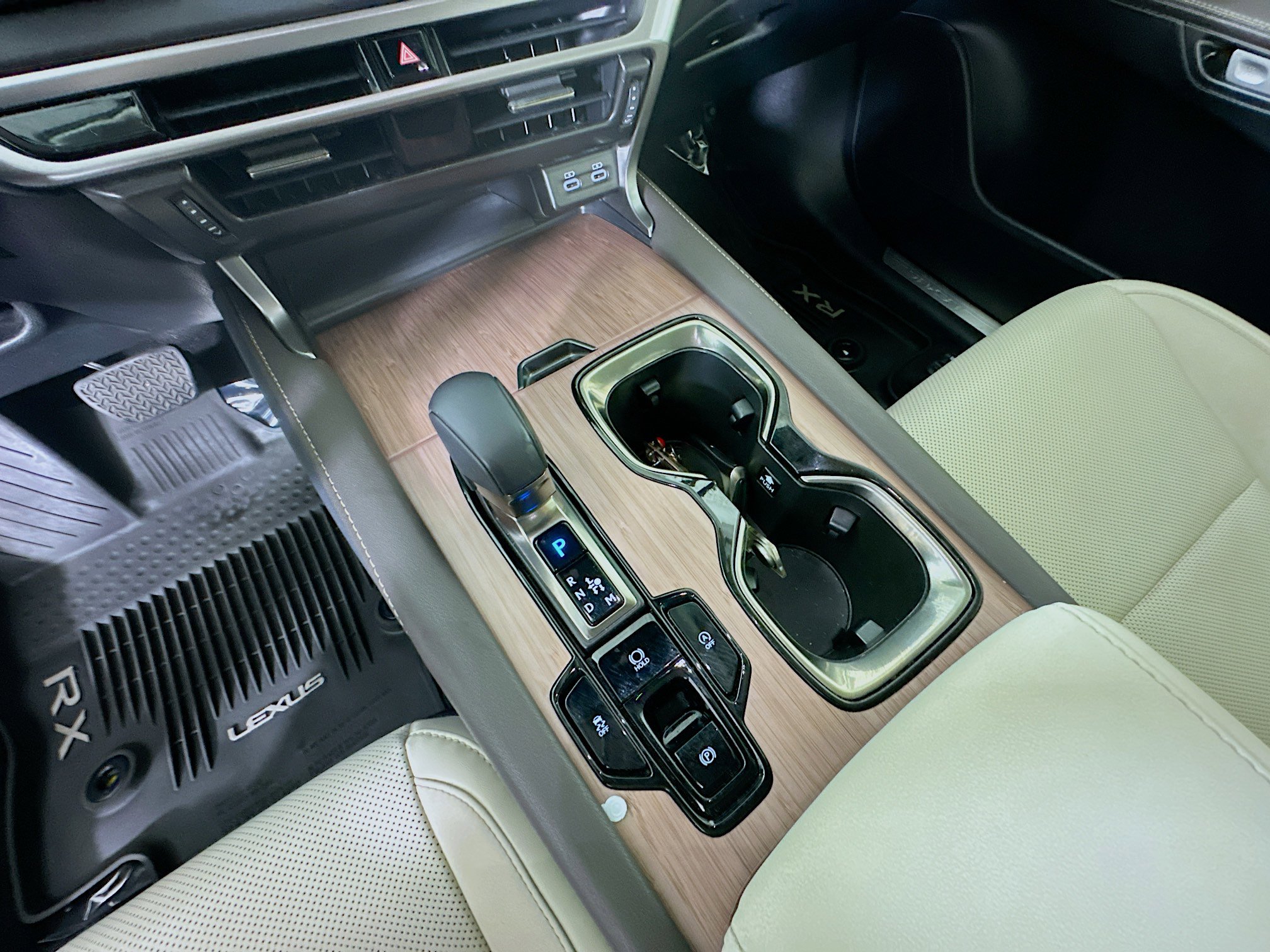 Used 2023 Lexus RX 350 Premium w/ Cold Area Package FWD image 22