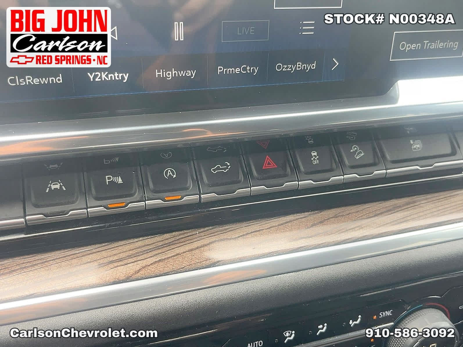 Used 2025 Chevrolet Silverado 1500 LT w/ Z71 Off-Road Package AWD/4WD image 23
