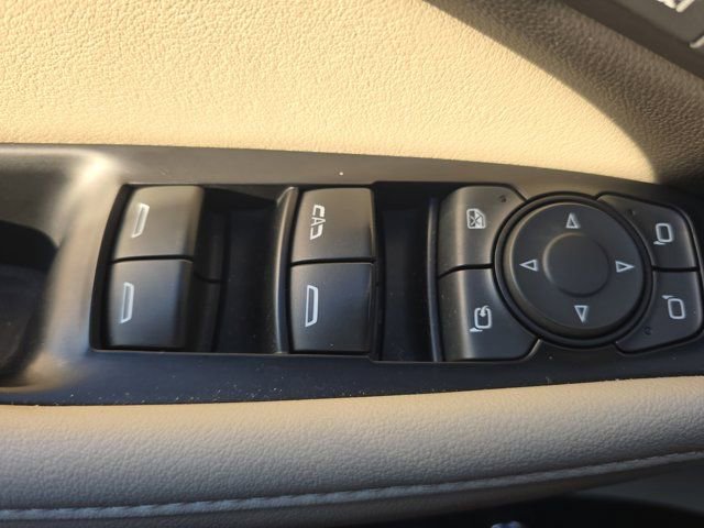 Used 2023 Buick Enclave Avenir image 28