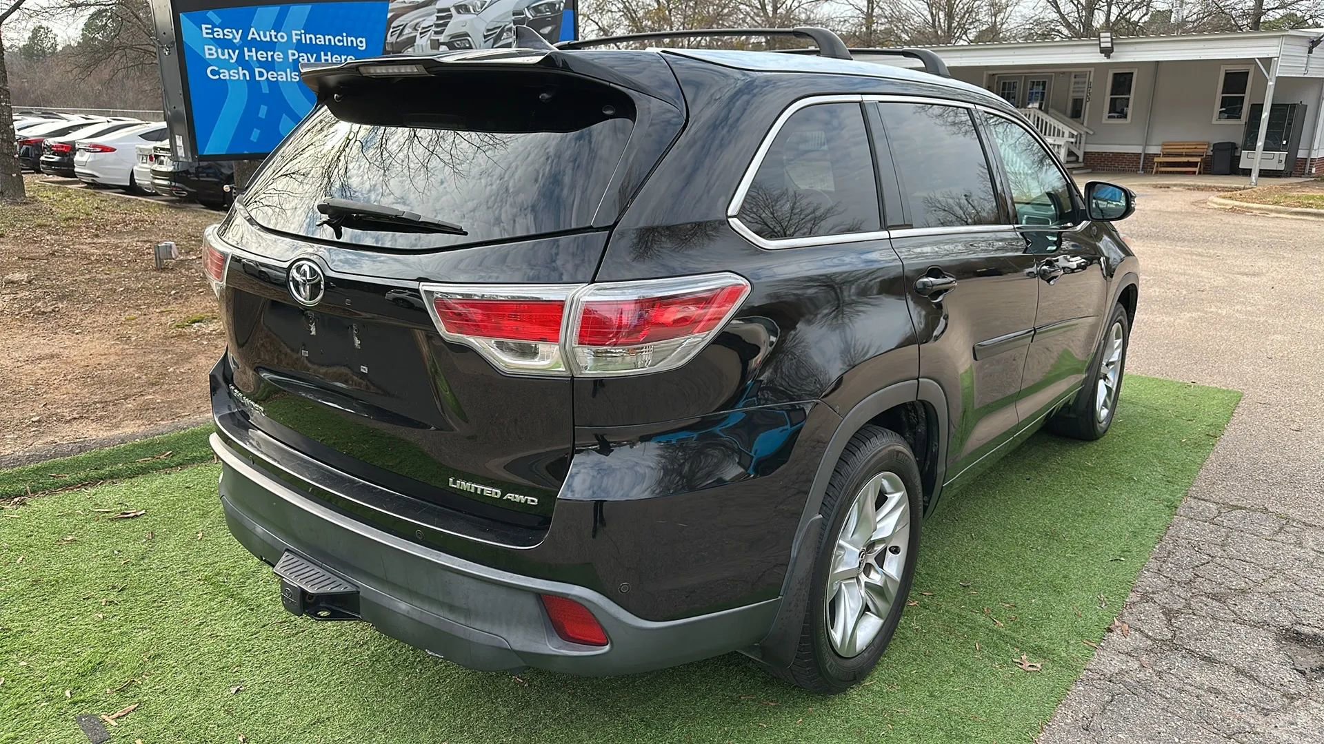 Used 2016 Toyota Highlander Limited image 7
