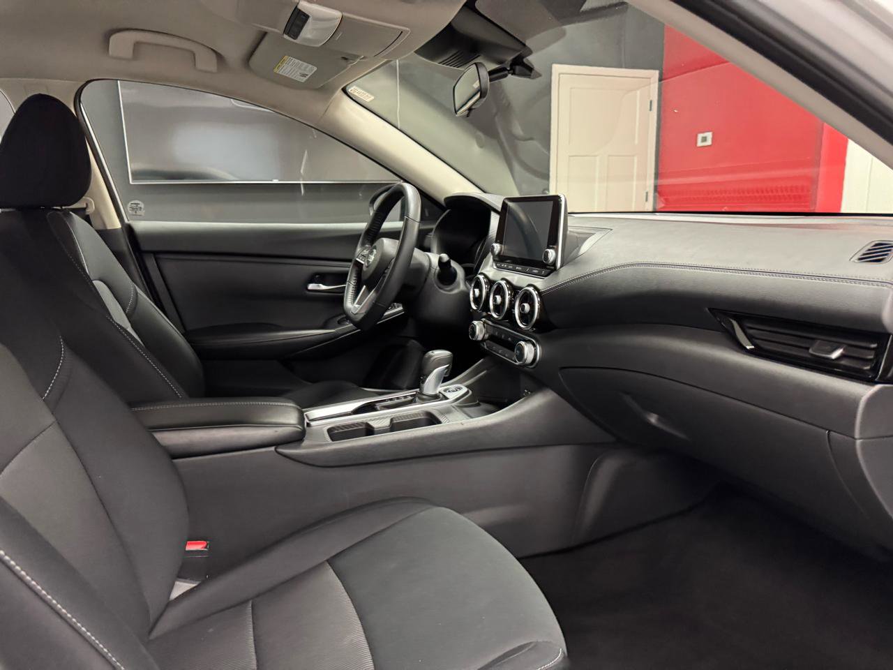 Used 2022 Nissan Sentra SV image 25