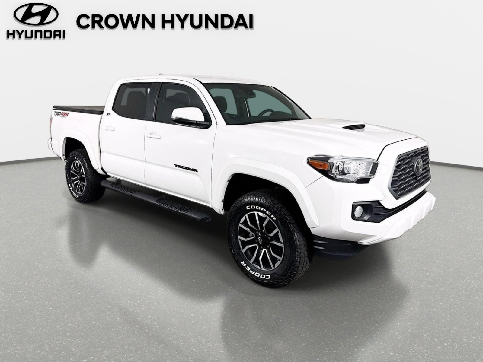 Used 2023 Toyota Tacoma TRD Sport w/ Advanced Technology Package image 4