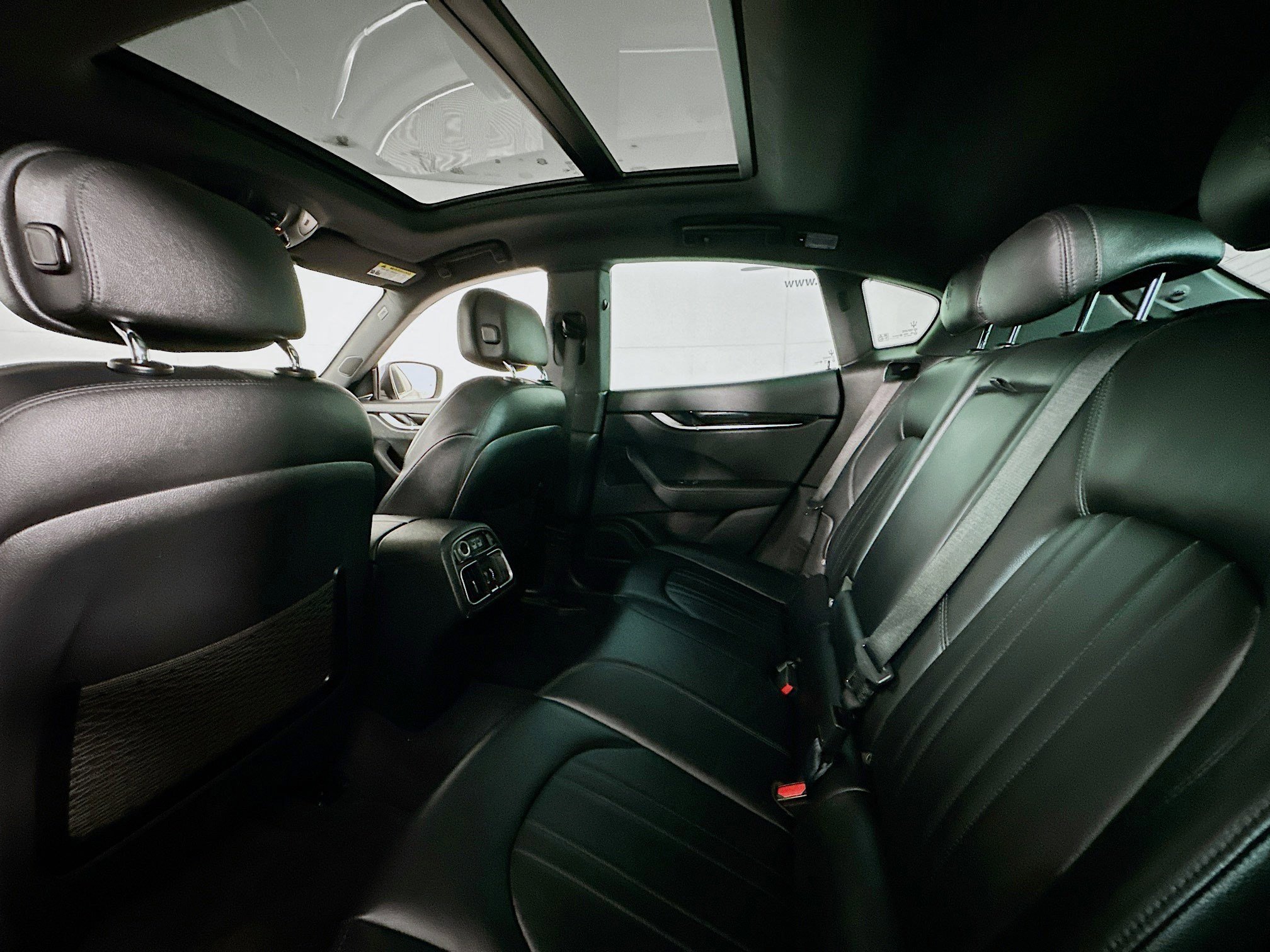 Used 2023 Maserati Levante Modena image 24