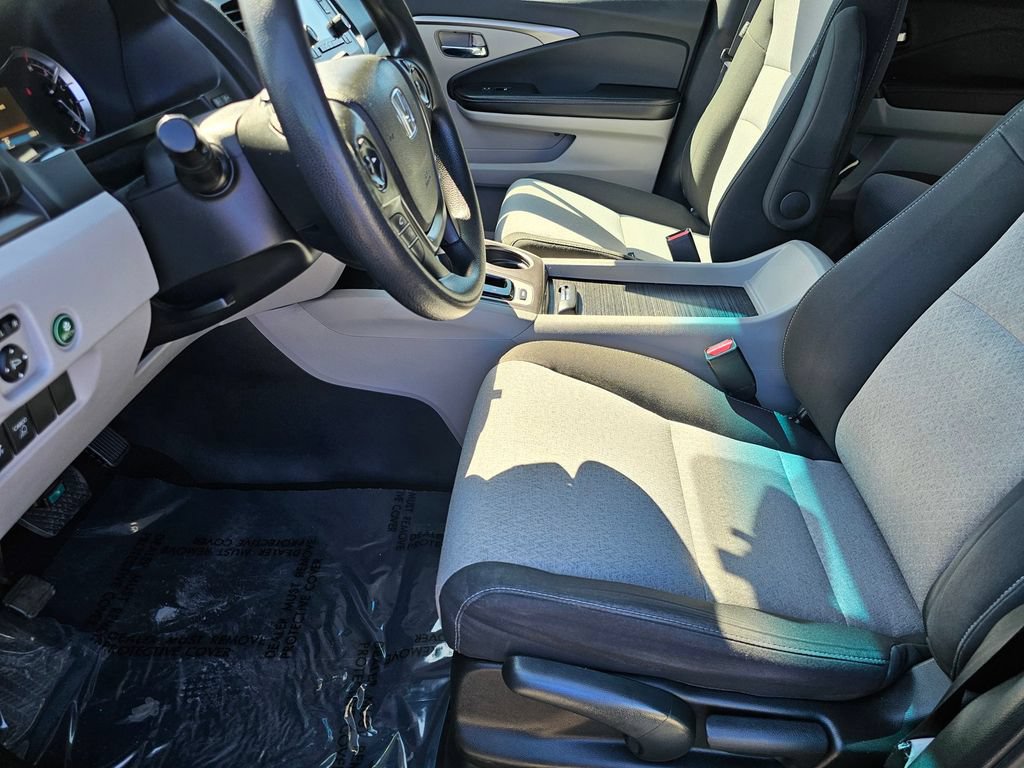 Used 2017 Honda Ridgeline RTS image 24