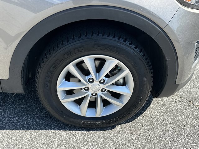 Used 2017 Kia Sorento FWD w/ LX Convenience Package image 15