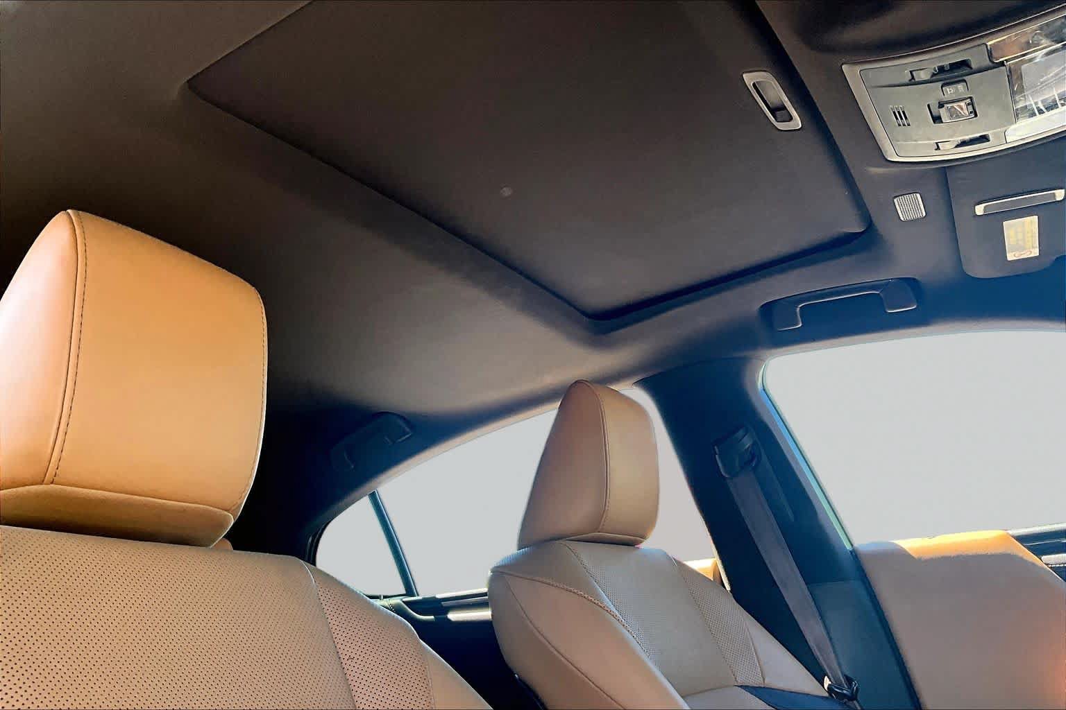 Used 2020 Lexus ES 350 w/ Premium Package FWD image 13