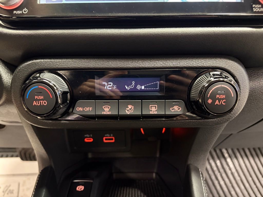 Used 2023 Nissan Kicks SR image 18