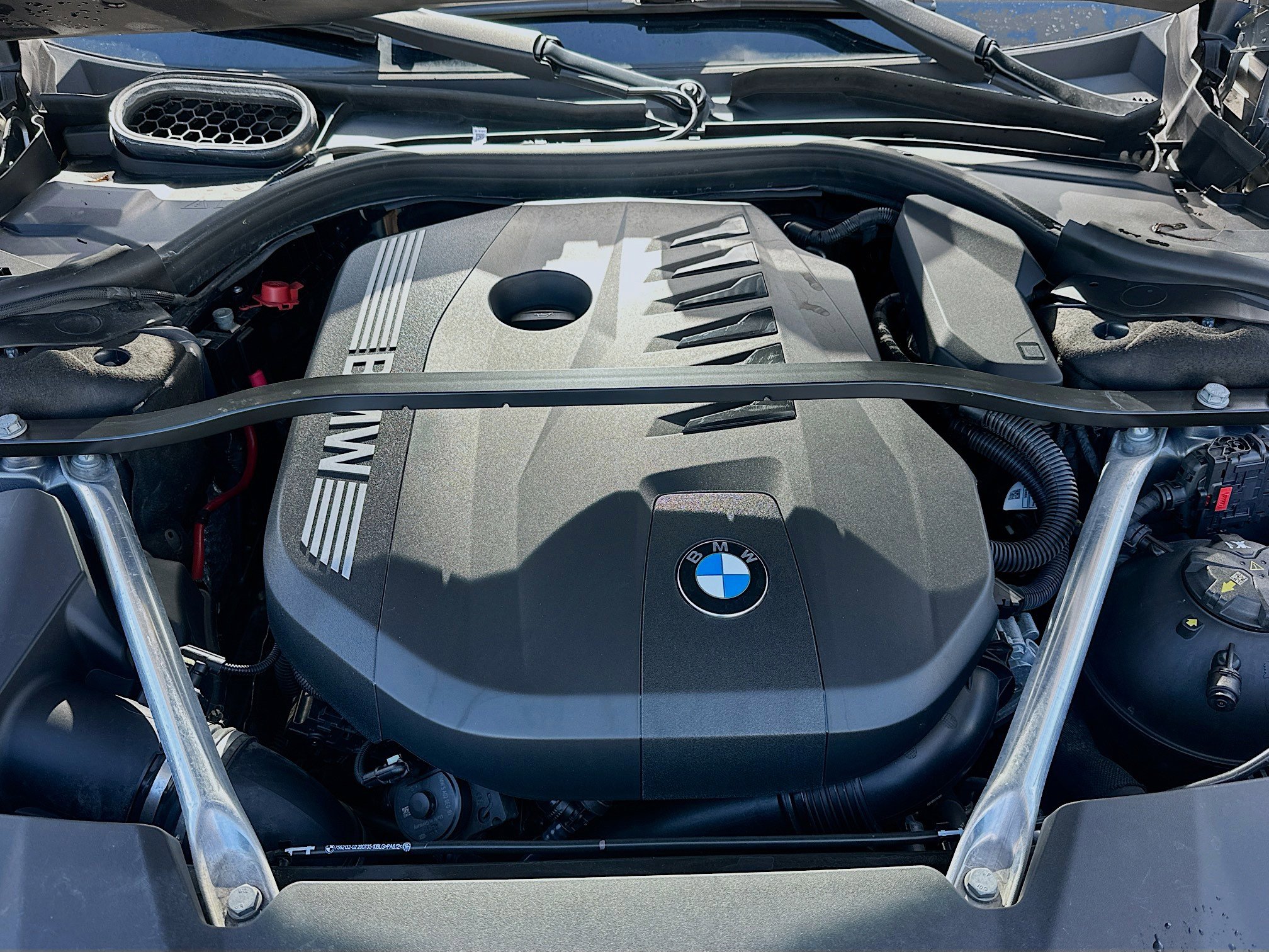 Used 2023 BMW 740i w/ Parking Assistance Package image 36