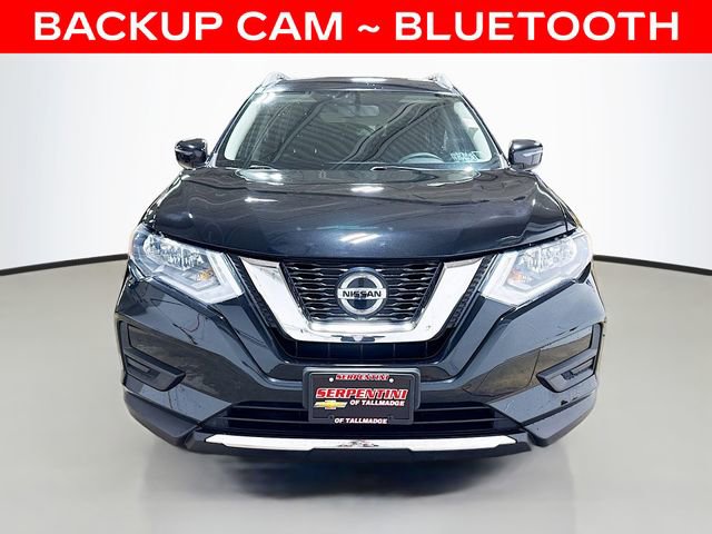 Used 2018 Nissan Rogue SV image 3