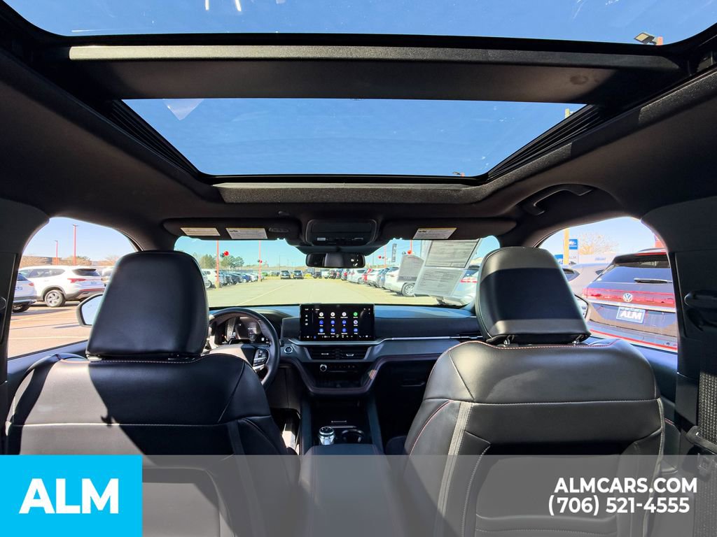 Used 2025 Ford Explorer ST image 27