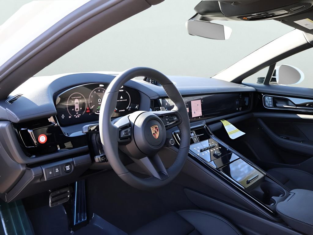 New 2026 Porsche Panamera 4 image 4