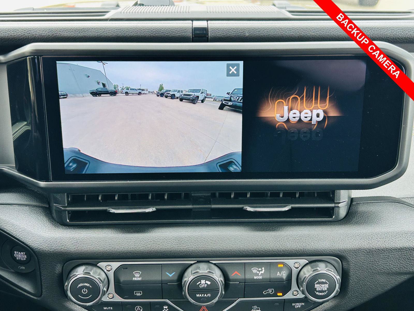 New 2026 Jeep Gladiator Sport AWD/4WD image 6