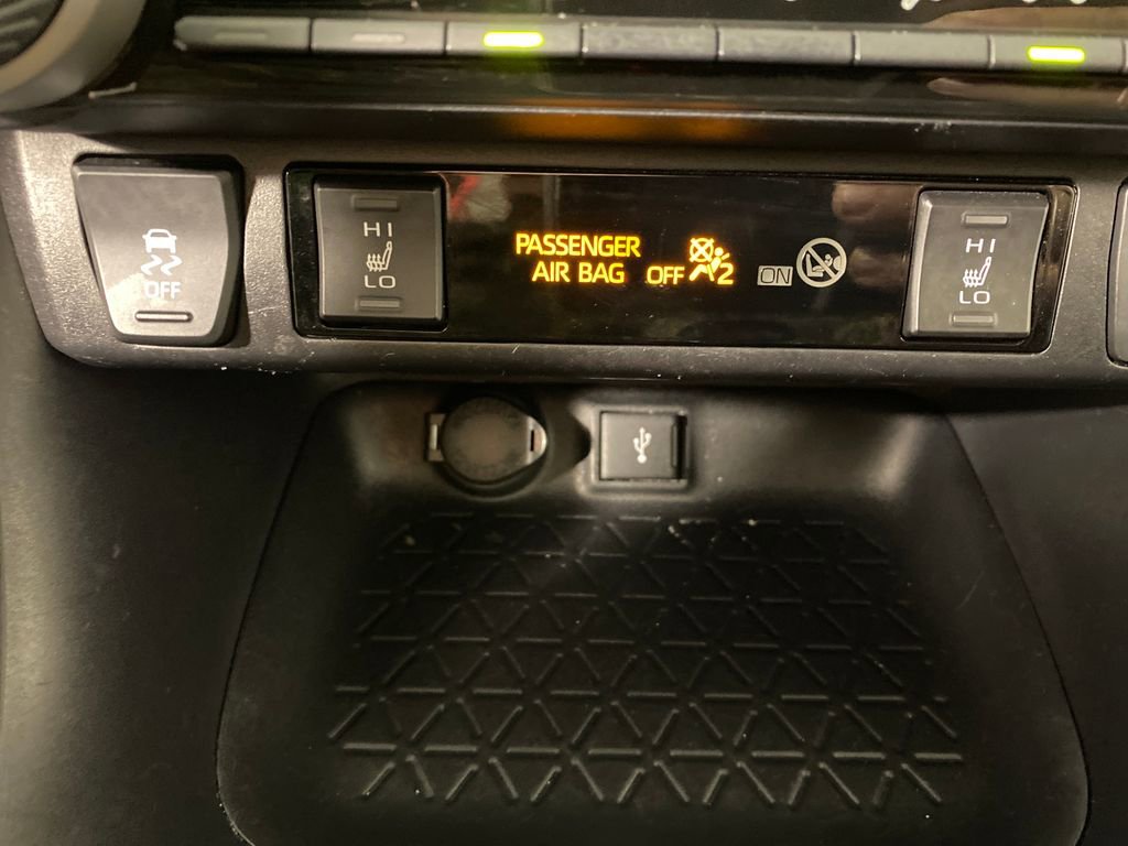 Certified 2021 Toyota RAV4 SE image 23