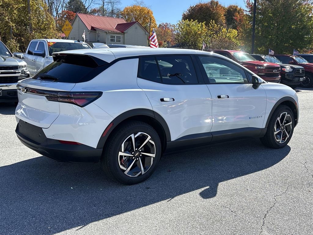 New 2026 Chevrolet Equinox EV LT w/ Comfort Package image 8