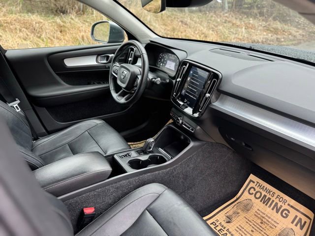 Used 2019 Volvo XC40 T5 Momentum AWD/4WD image 19