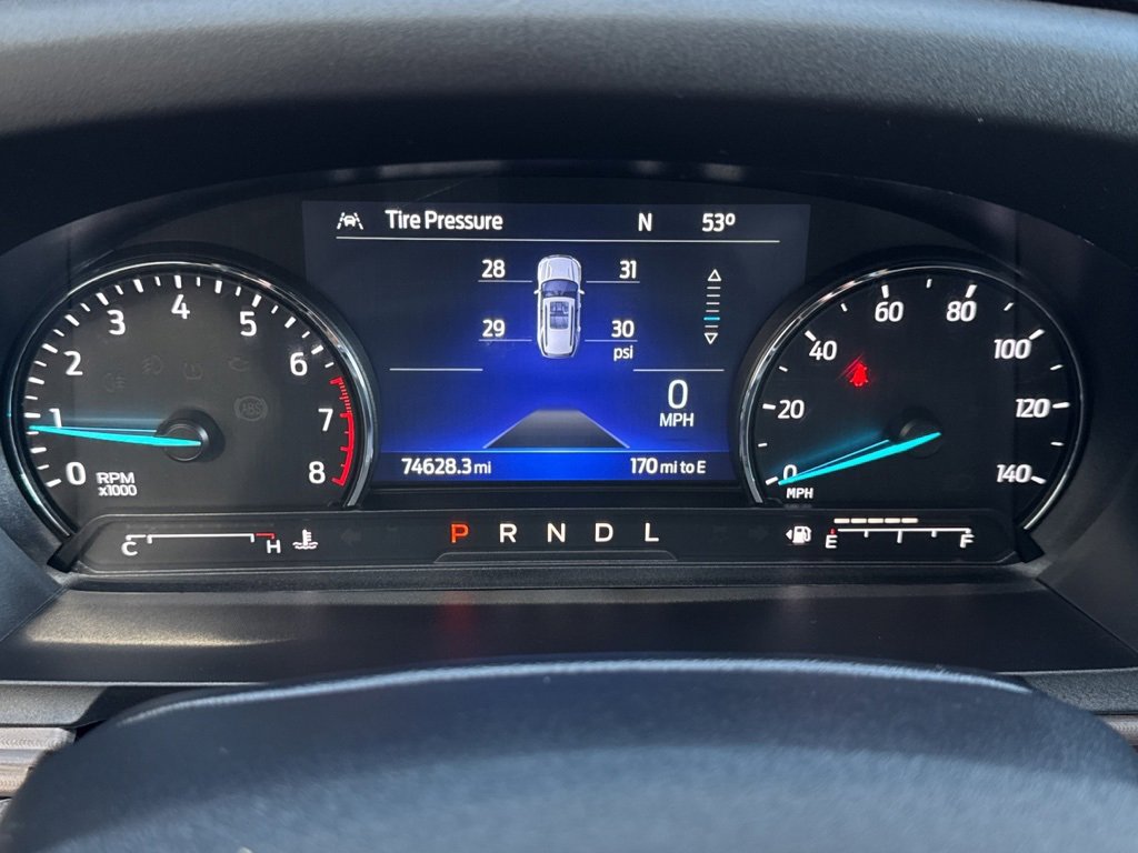 Used 2022 Ford Explorer Limited w/ Equipment Group 301A image 9