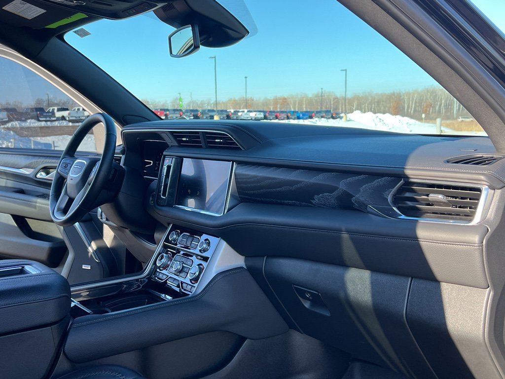 Used 2024 GMC Yukon Denali image 29