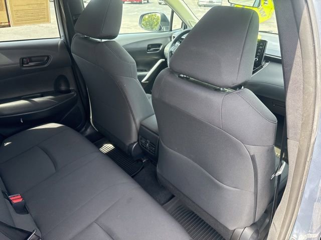 Used 2022 Toyota Corolla Cross LE w/ Moonroof Package image 17