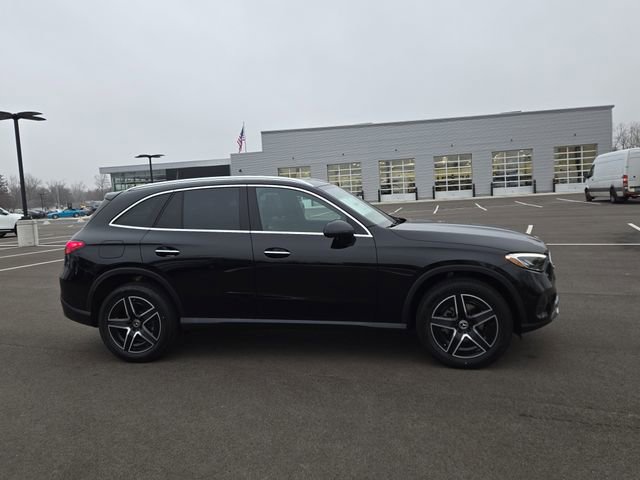 New 2026 Mercedes-Benz GLC 300 4MATIC image 2