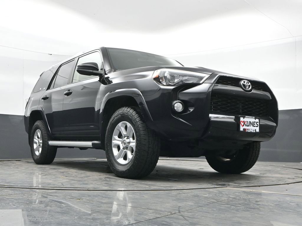 Used 2015 Toyota 4Runner SR5 image 43